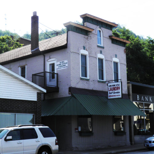 Alma Hotel, Restaurant & Bar Wisconsin Great River Road